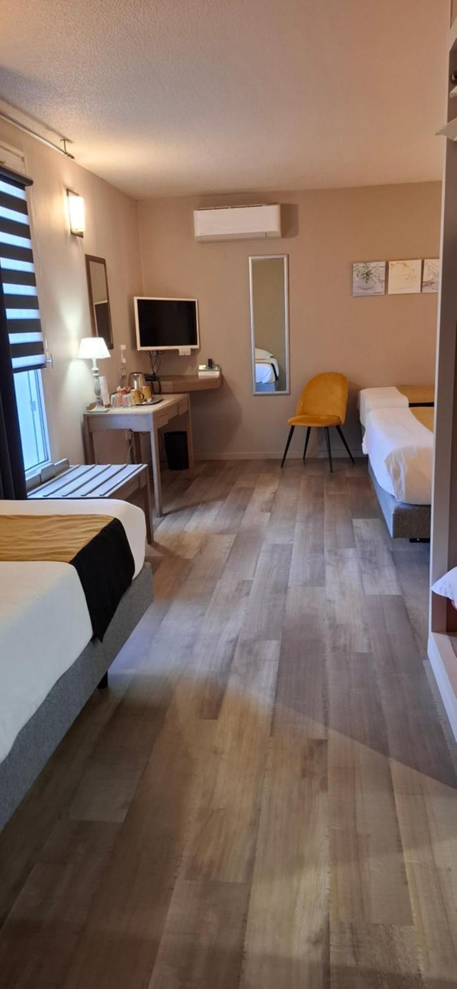 Logis Hotel La Grassinais Saint-Malo Exterior photo